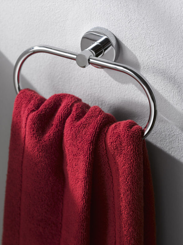 Kosmos Towel Ring Chrome