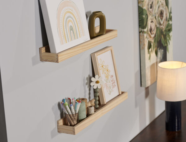 24" Photo Shelf Natural Pine