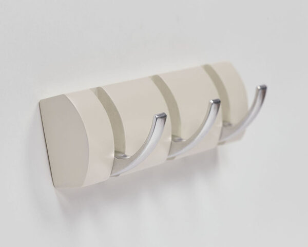 Coat Hideaway Round Hanger White 3 Hooks