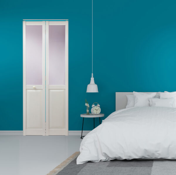 Madison PVC White Bifold with Frosted Panels
