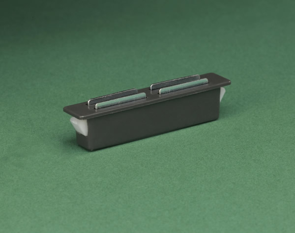 Clip In plastic Magnetic Latch, Plastic LED Hardware Manufacturer